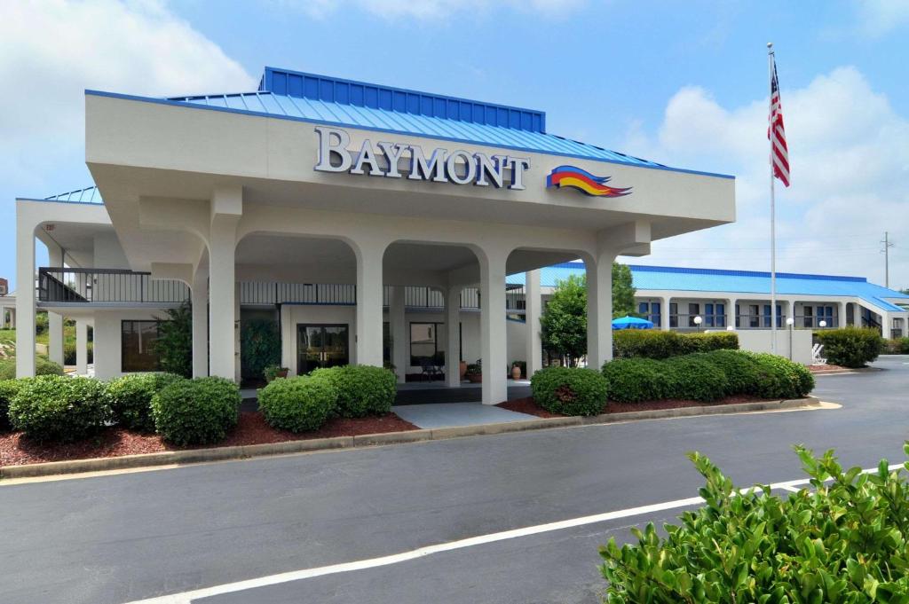 Baymont by Wyndham Macon I-75 Main image 1